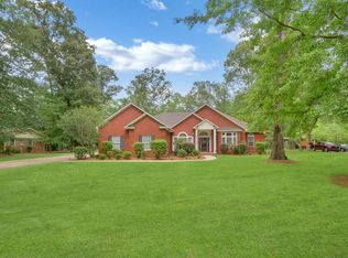 830 Bradwell St, Hinesville, GA 31313