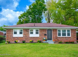 3920 Woodgate Ln, Louisville, KY 40220