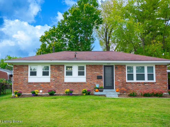 3920 Woodgate Ln, Louisville, KY 40220