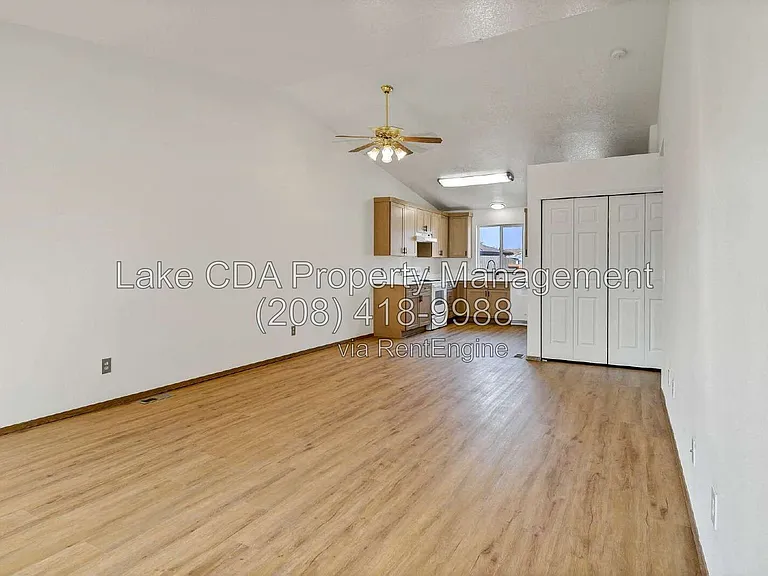 202 N Lava Ln #B — Photo 5