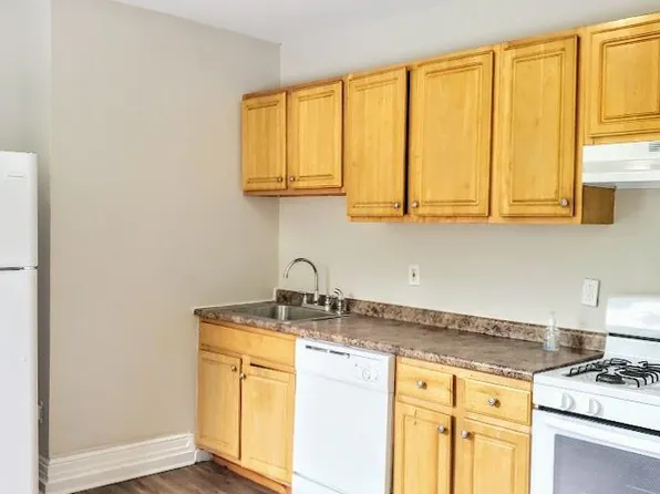 186 Summit Avenue image 6 of 21