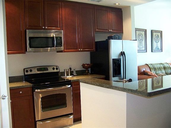 5th image of 301 Virginia St #U1712