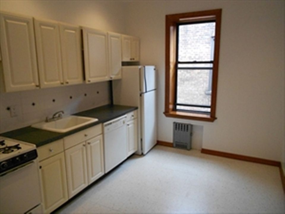 1st image of 502 12th St #3
