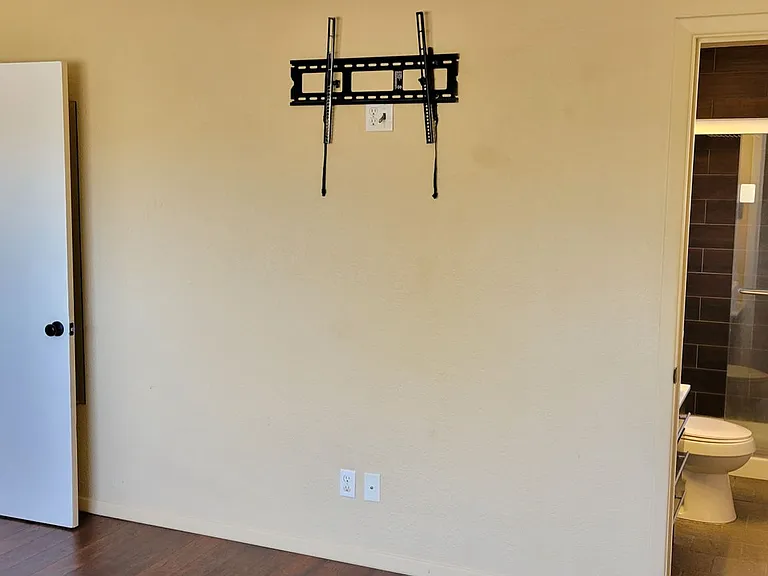 904 John Doe St — Photo 16
