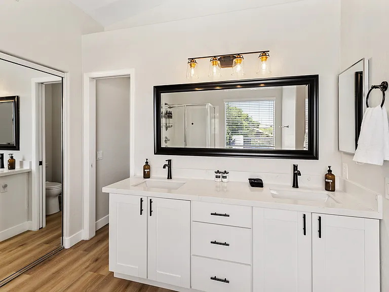 6046 E Riverdale St — Photo 42