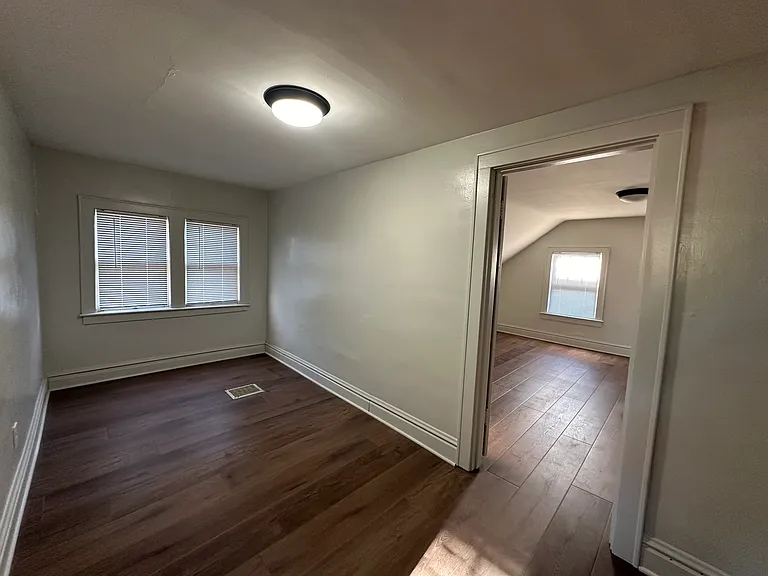 623 Jefferson Ave #6 — Photo 5