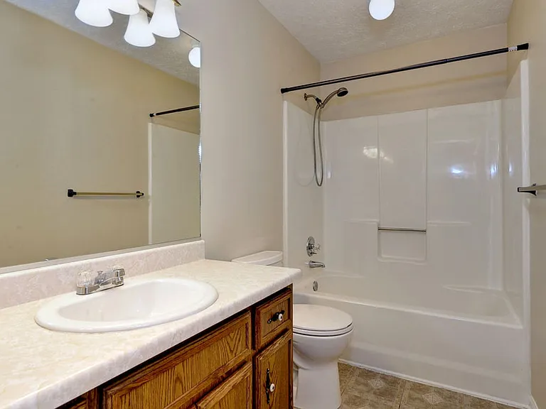 16 Natalie Dr — Photo 26