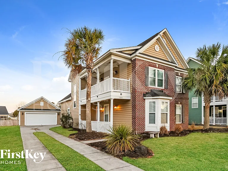 1081 Moss Grove Dr — Photo 1