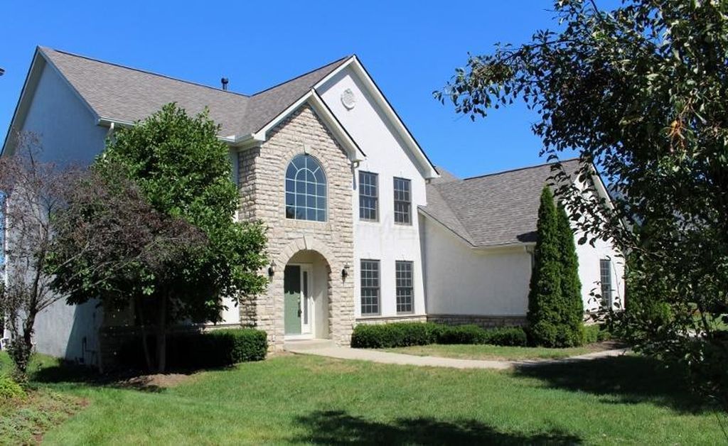 Real estate listing image
