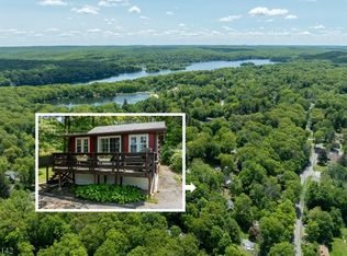 6 Alamoosook Rd, Highland Lakes, NJ 07422