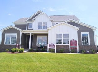 208 Hickory Ln, Mars, PA