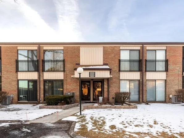 18305 University Park Dr Building 5, Livonia, MI 48152