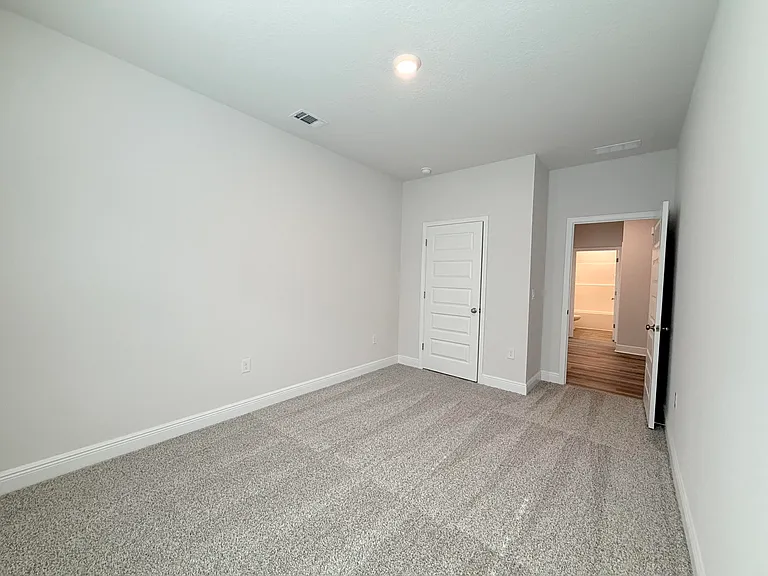 8090 Fox Hunt Dr — Photo 14