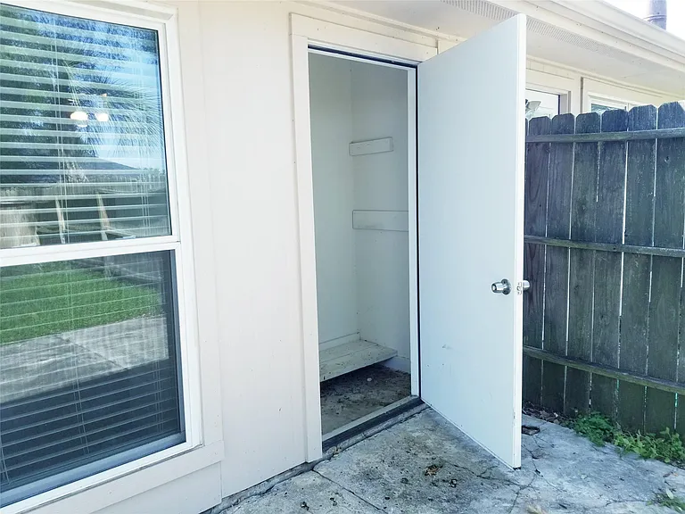 3731 Westheimer Place Dr — Photo 18