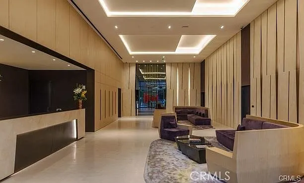 1 bed, 748 sqft, $3,000 — Photo 2