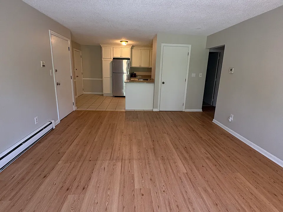 82 Boylston Ln #18