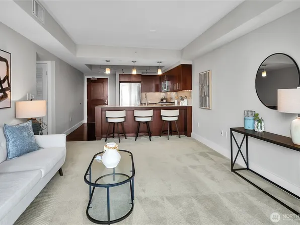 650 Bellevue Way NE #2808, Bellevue, WA 98004