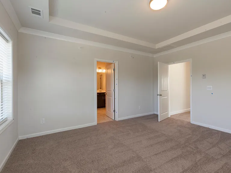 1662 Mountain Top Ln — Photo 22