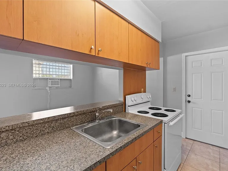 6406 W Flagler St #1 — Photo 10