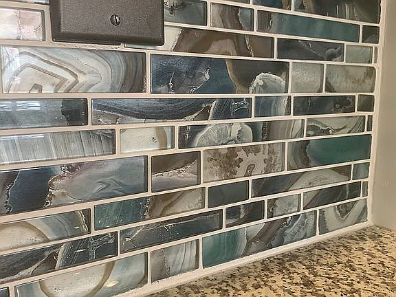 Detailed kitchen backsplash