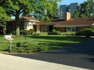1518 Columbine Dr, Schaumburg, IL
