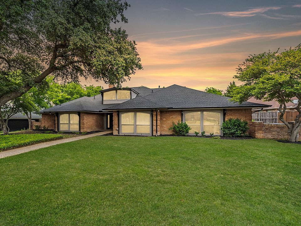 1st image of 10011 Woodlake Dr