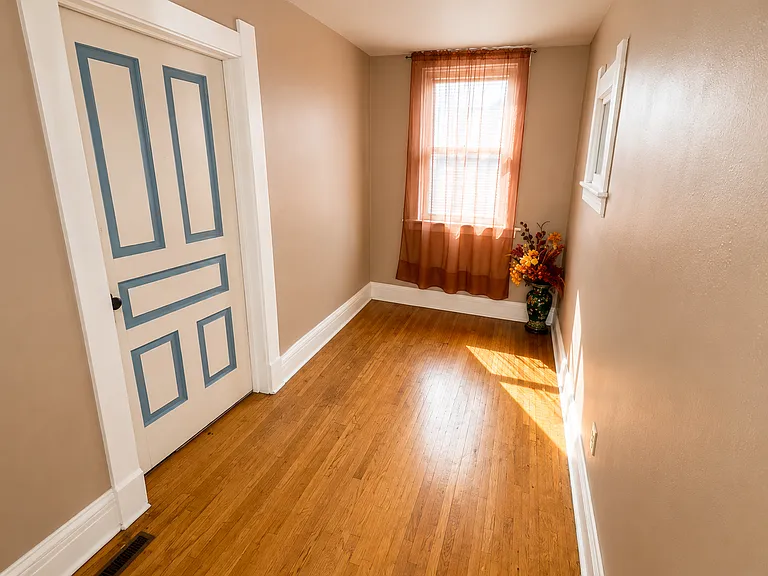 245 Plymouth St — Photo 6