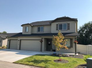 2125 E Elm Grove Dr, Nampa, ID 83686