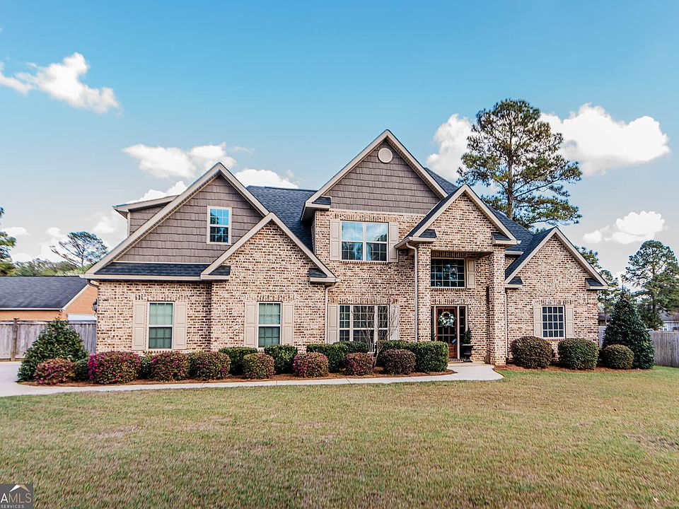 1st image of 112 Bainbridge Ln