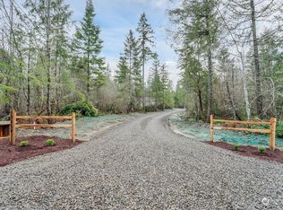 17524 100th St NW, Wauna, WA 98329