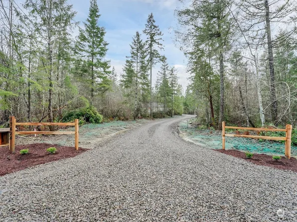 17524 100th Street NW, Vaughn, WA 98394