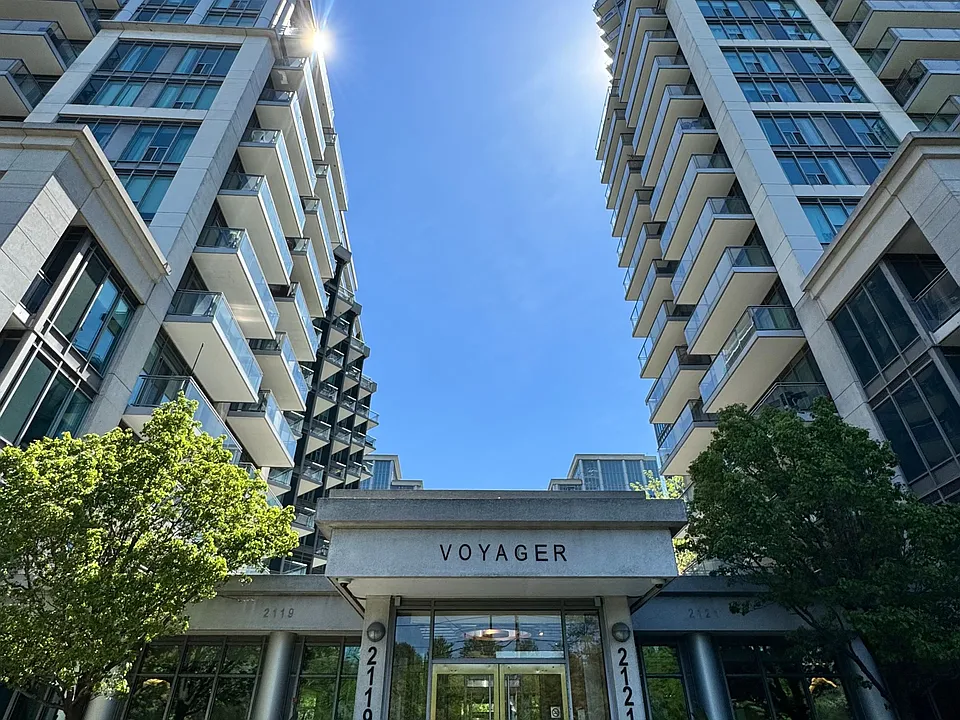 2121 Lake Shore Blvd W #906