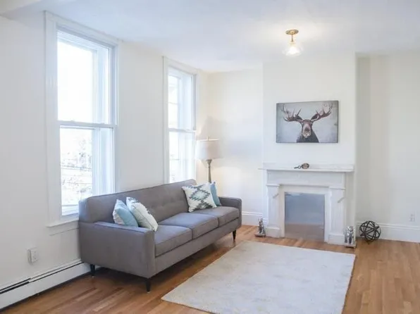 56 Beacon St #B, Chelsea, MA 02150