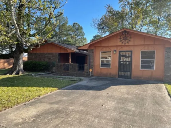 (undisclosed Address), Pine Bluff, AR 71603