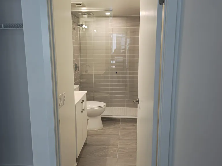 4010 Eglinton Ave W #218 — Photo 4