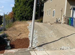 1200 S 34th St, Renton, WA 98055