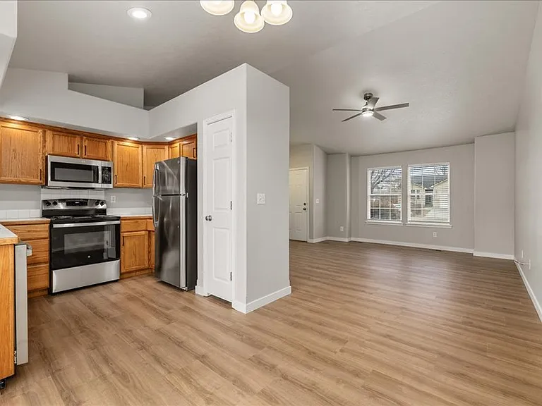 16424 N Elderberry Cir — Photo 7