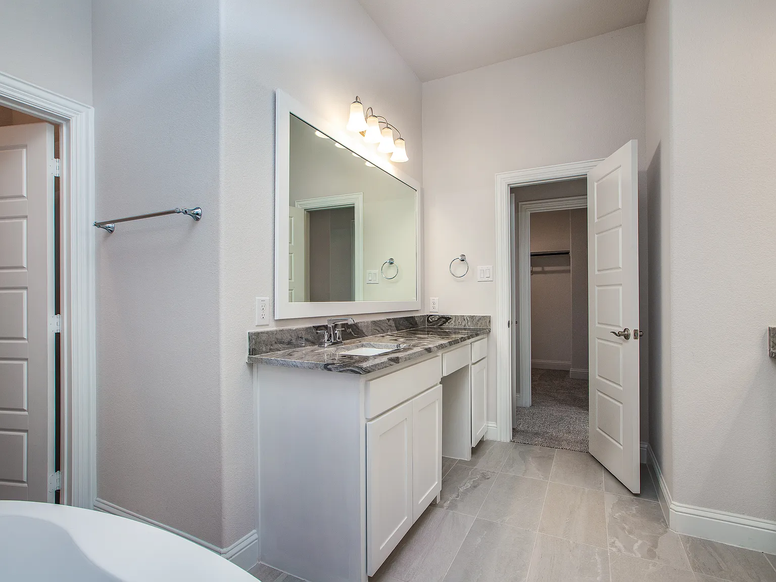 4944 McKinney Hollow Dr — Photo 3