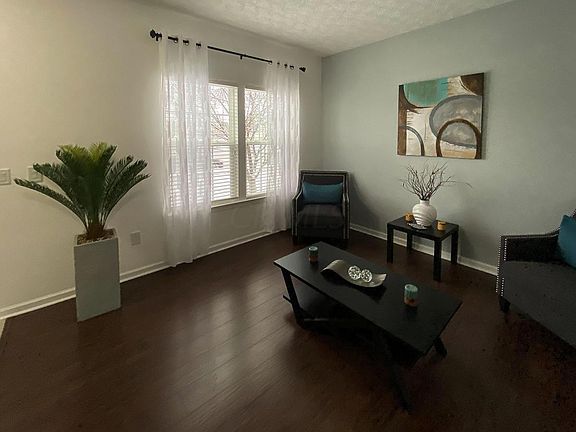 4th image of 159 Georges Creek Dr