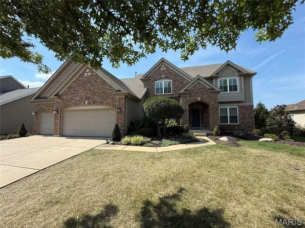 19 Orchard Trace Ln, Grover, MO 63040