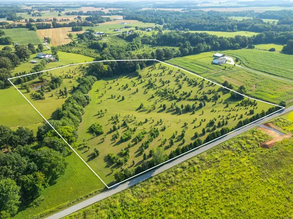 5760 McPherson Rd, Springfield, TN 37172