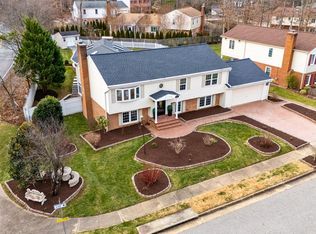 6462 Honey Tree Ct, Burke, VA 22015