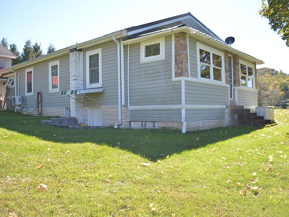 4th image of 47 Vineyard Ln