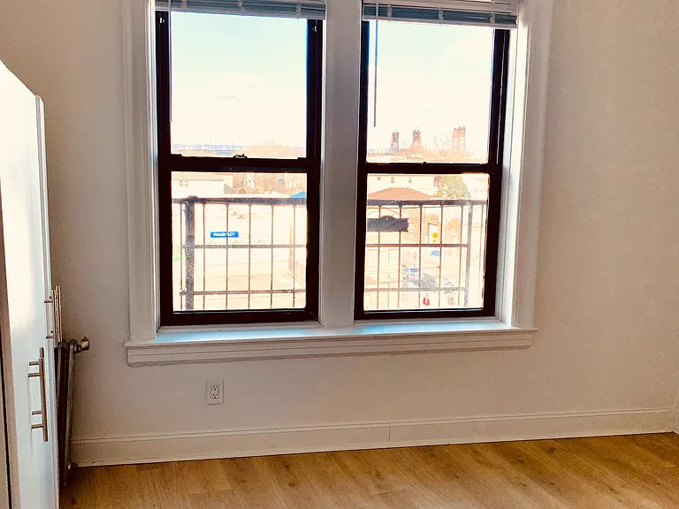 57 Corbin Ave #44 — Photo 4