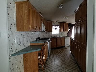 5th image of 196 Le Grand Ct