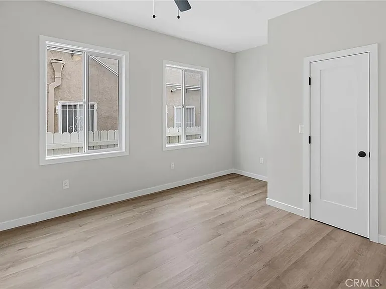 1827 E 4th St #2 — Photo 11