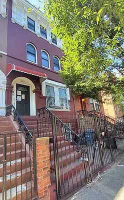 Rented by Rennit Inc. | media 11