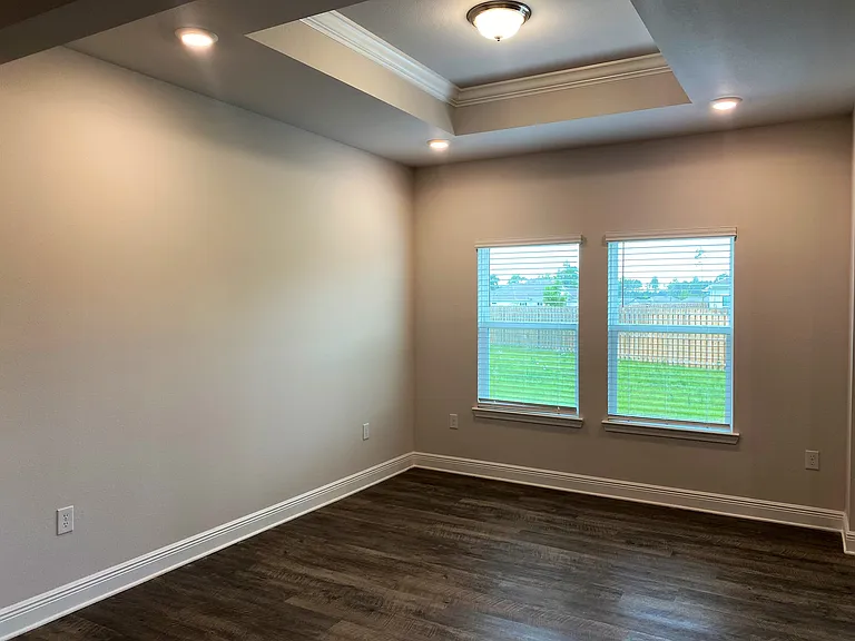 104 London Cir — Photo 8