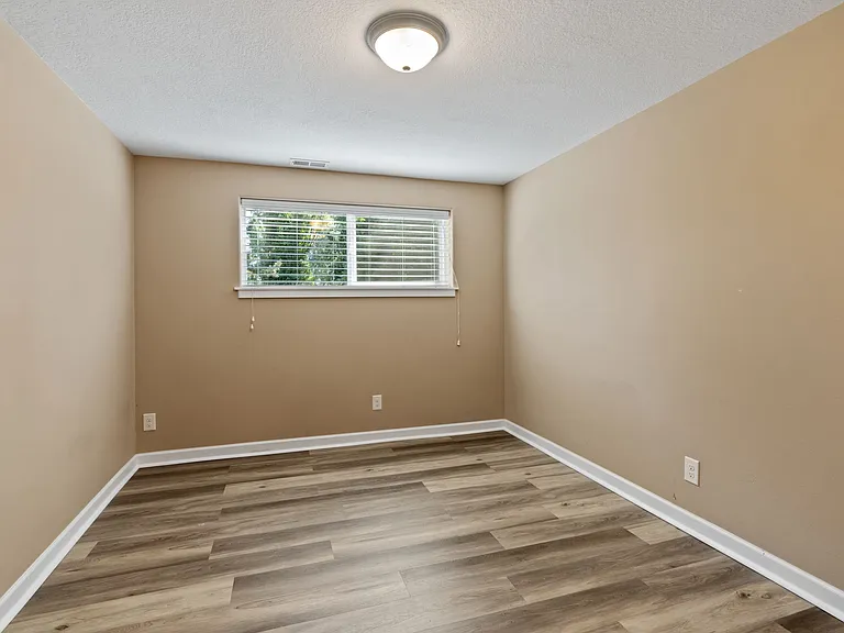 1216 Spruce St — Photo 27