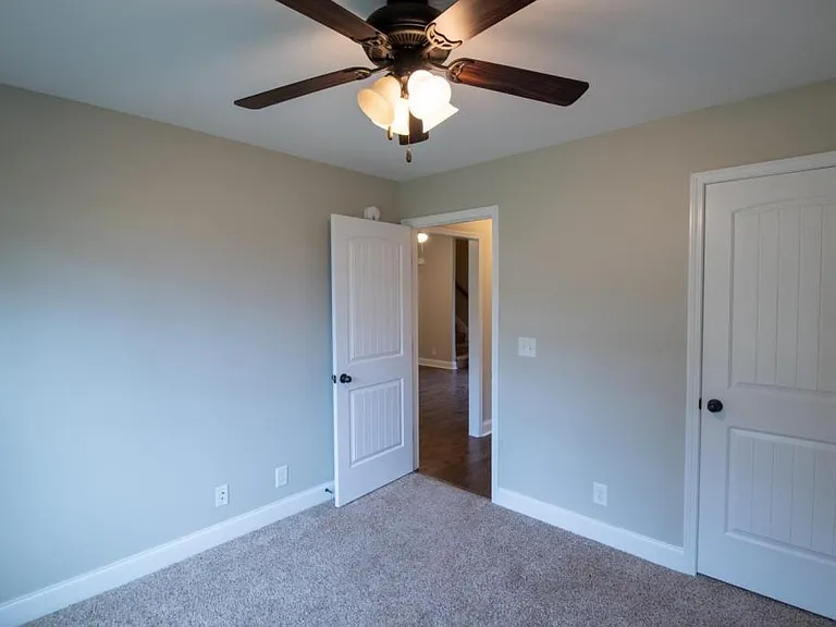 1126 Garrettsburg Rd — Photo 13